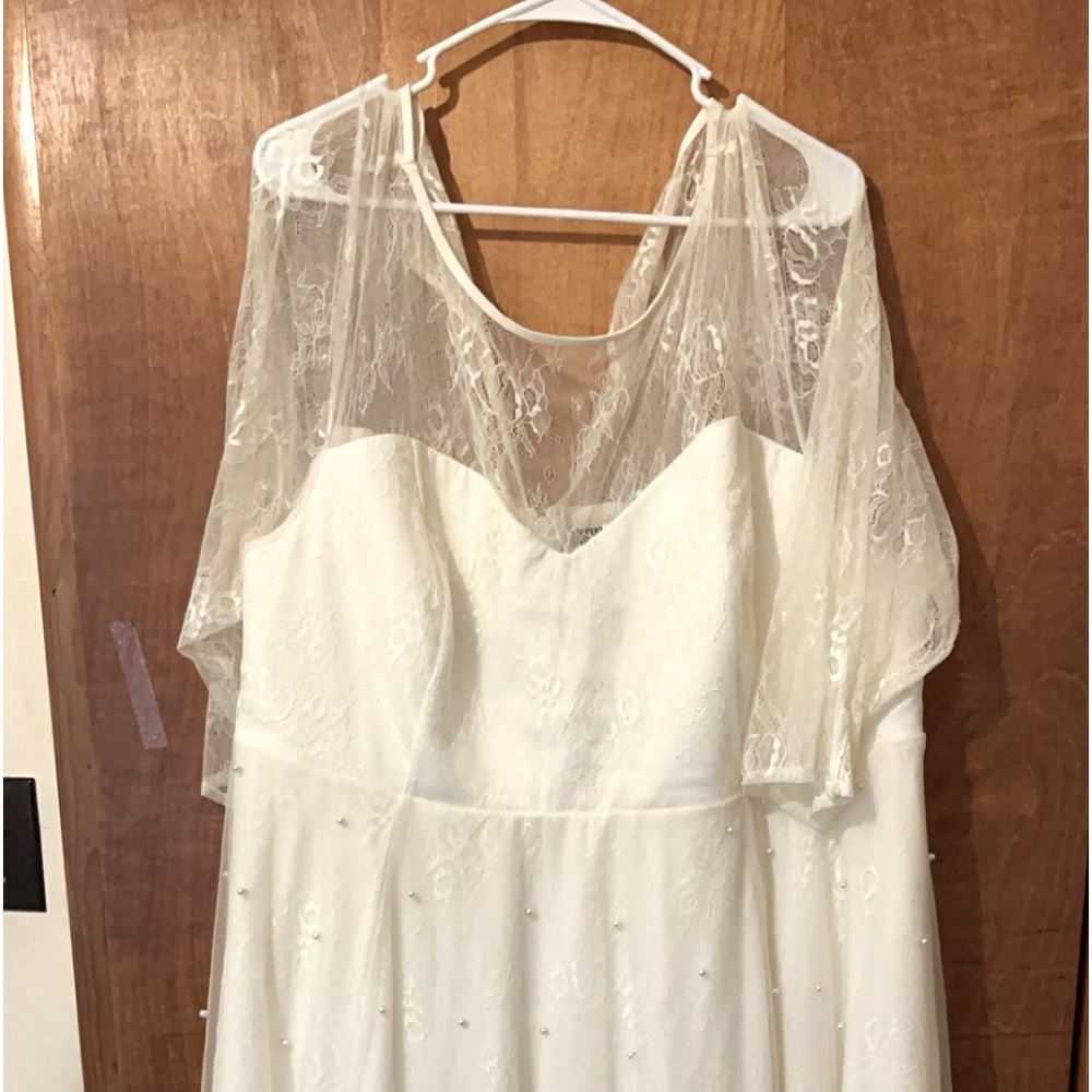 Plus size Wedding dress
